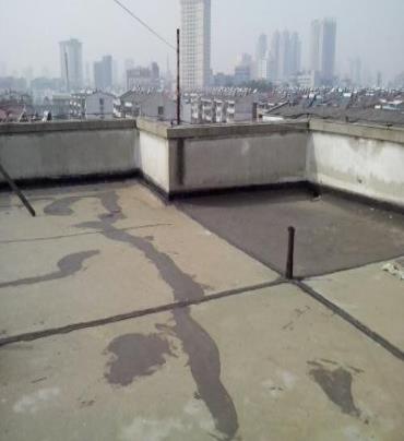 零陵漏水维修 楼顶漏水是什么原因，楼顶漏水维修方法是什么?